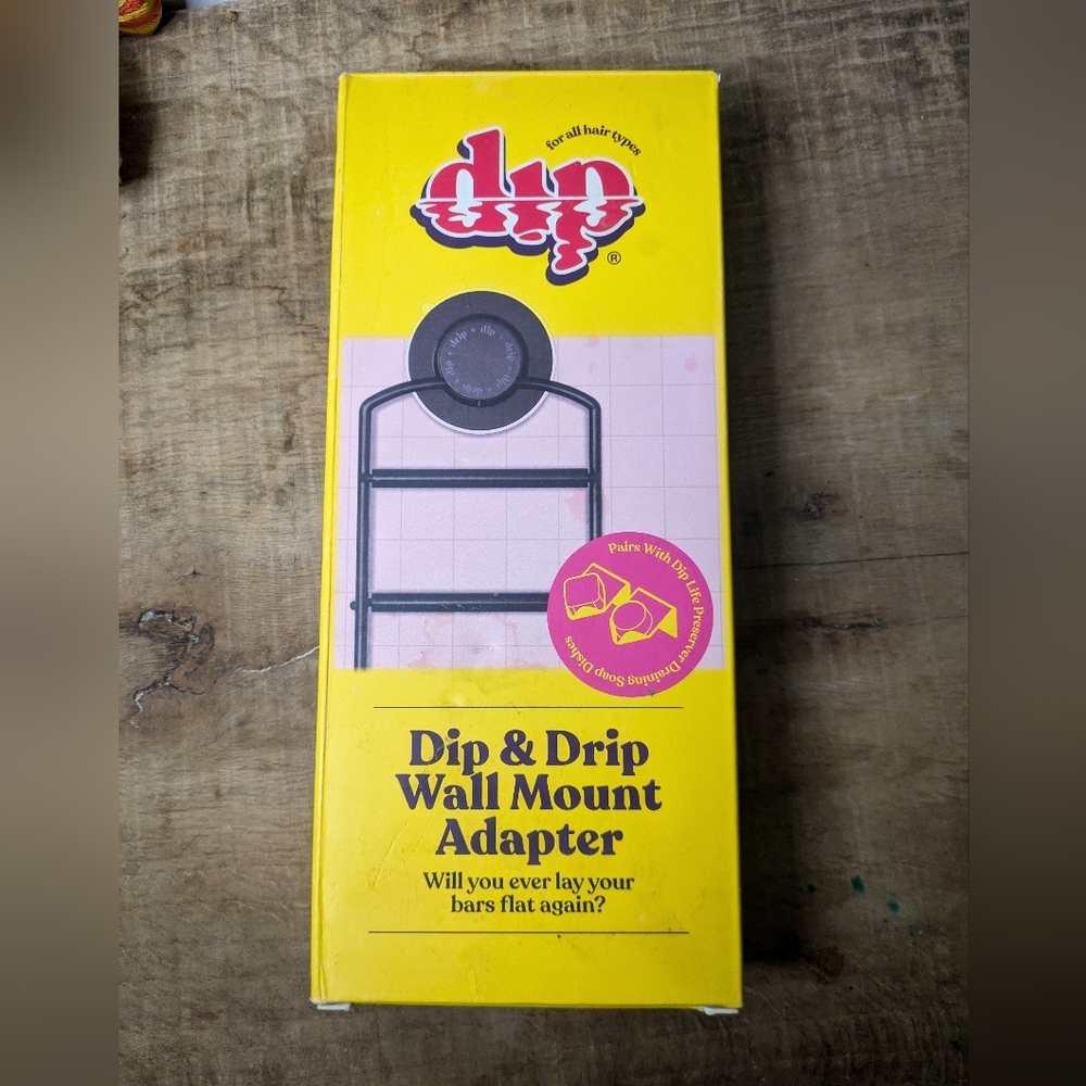 Dip & drip wall mount for soap bars